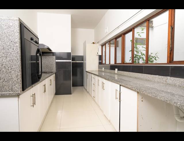 5 BEDROOM HOUSE SOLD IN GRAYLEIGH